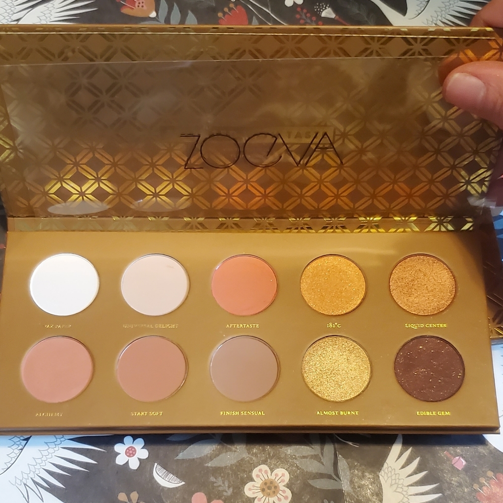 ✨️Zoeva Caramel Melange✨️